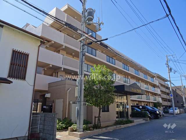 ロワイヤル芦屋西の外観（北東側から）