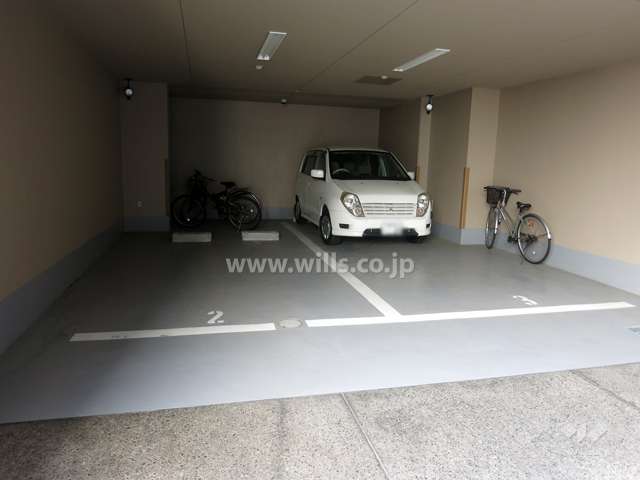 敷地内駐車場（屋内平面式）