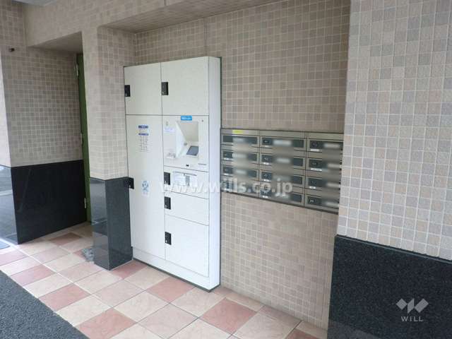 宅配ボックスと共用ポスト
