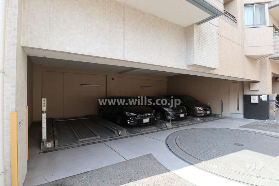 敷地内駐車場（屋内機械式）