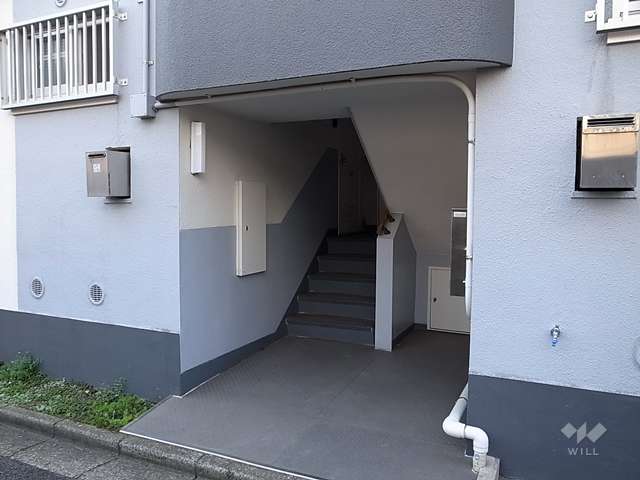 エントランス（共用ポスト）