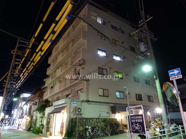 岡本マンションの夜景