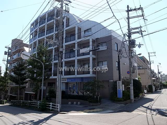 岡本ローズガーデンの外観（北東側から）