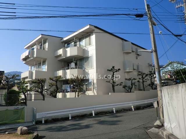 御影パークレジデンスの外観（南東側から）