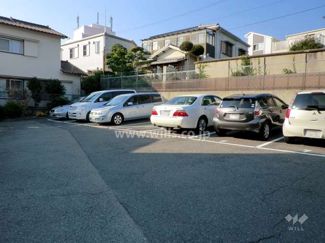 敷地内駐車場（屋外平面式）