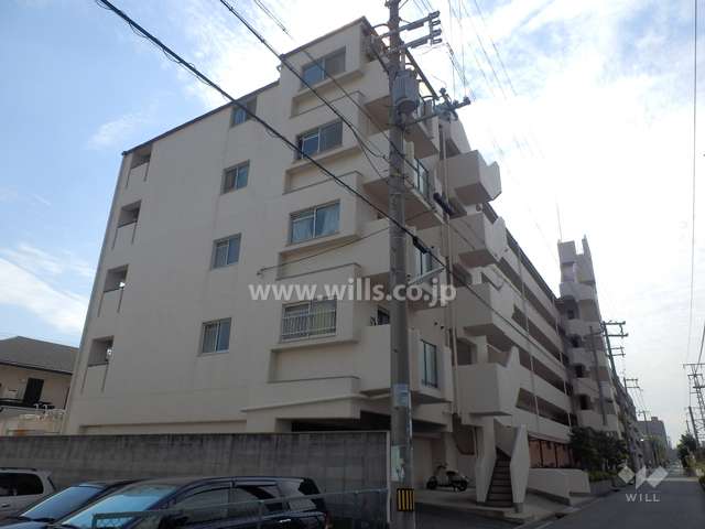 甲南オークス本山の外観（北東側から）