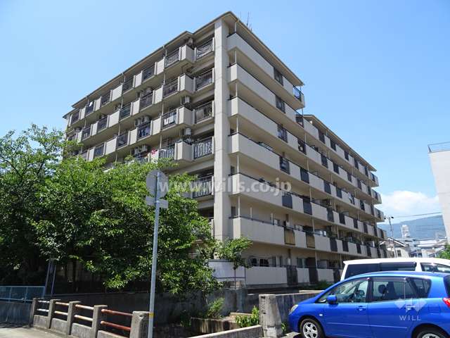 甲南グランドハイム御影の外観（南東側から）