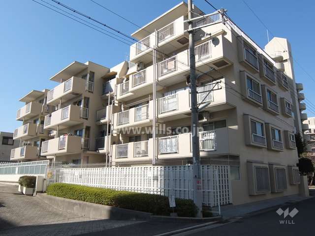 甲南ドエル青木の外観（南東側から）