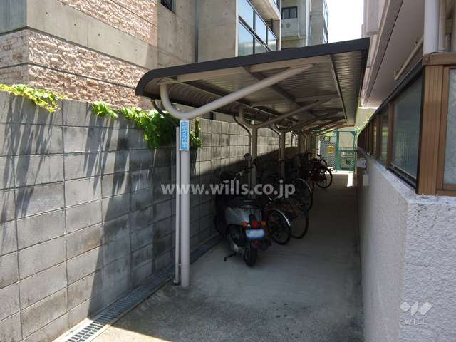 駐輪場、バイク置場