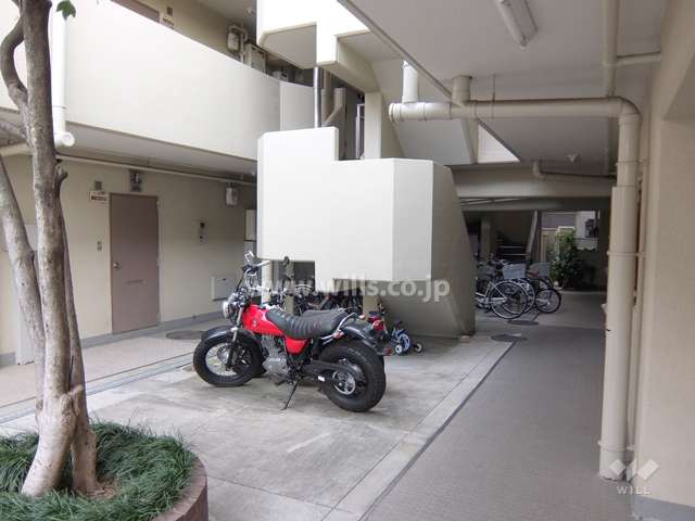 バイク置場