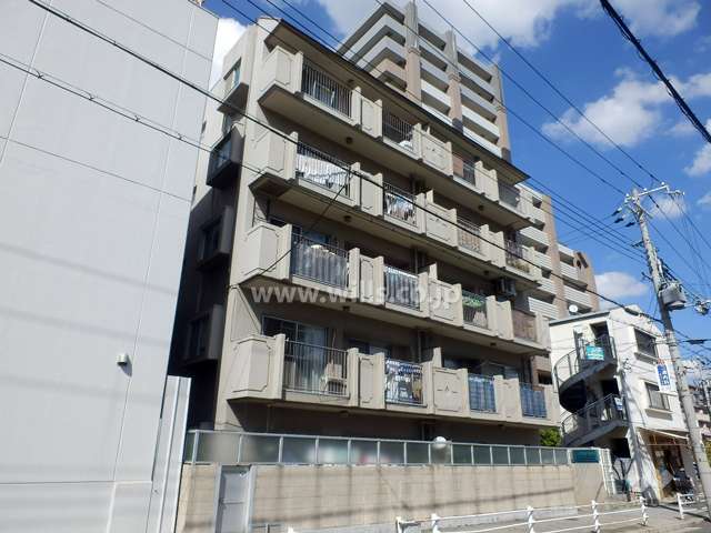 甲南メゾン本山の外観（南西側から）