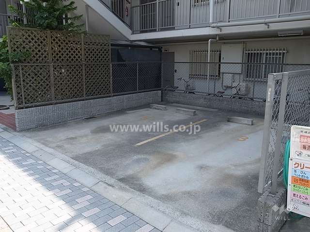 敷地内駐車場（屋外平面式）