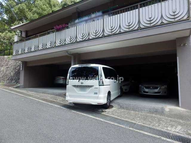 3号棟の敷地内駐車場（平面式）