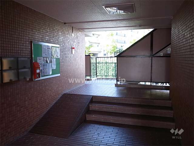 エントランスホール