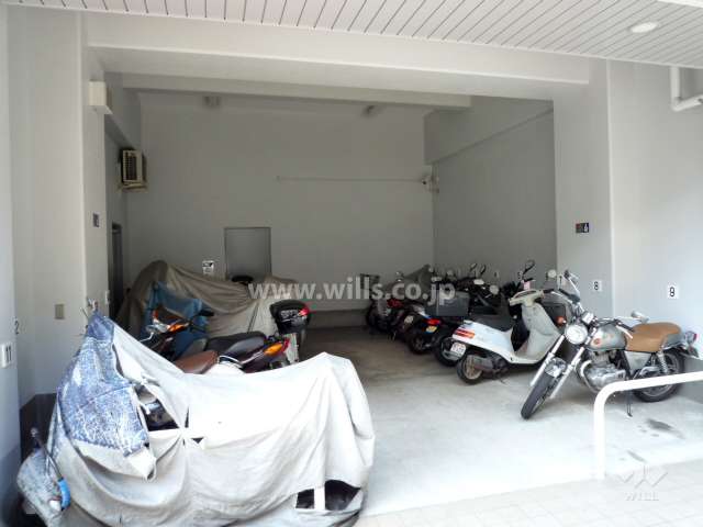 バイク置場