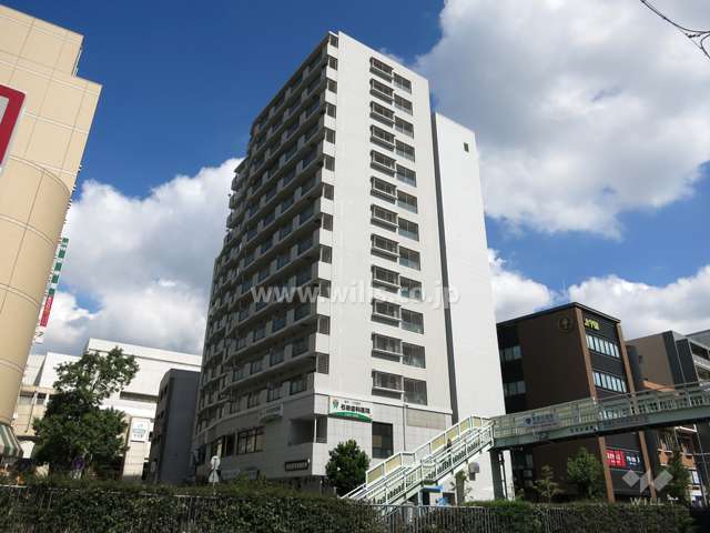 東急ドエルアルス住吉駅前の外観（南西側から）