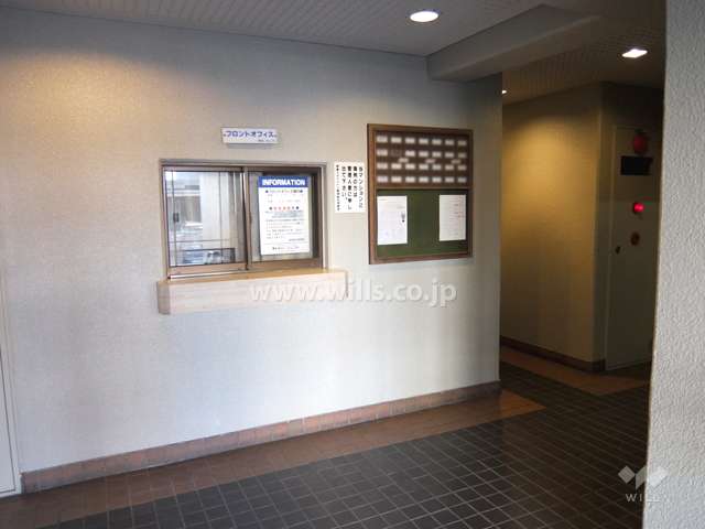 エントランスホール