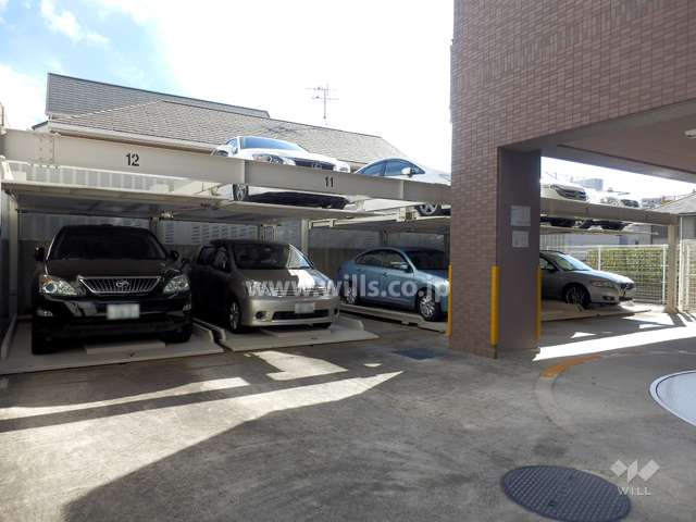 敷地内駐車場（屋外機械式）
