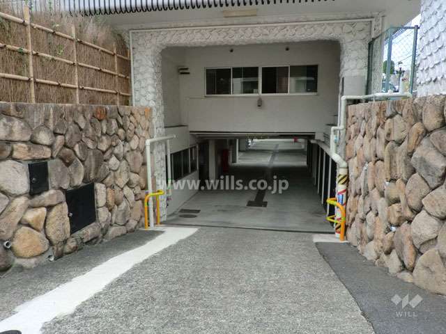 敷地内駐車場（屋内平面式）