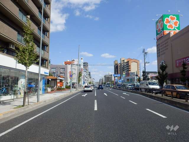 敷地南東側は国道2号線に面しています。