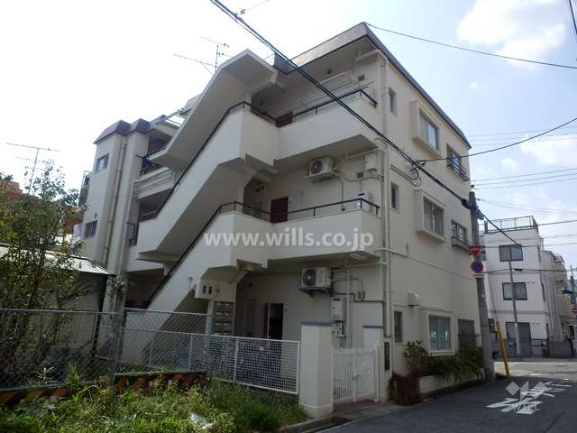 本山中町マンションの外観（北東側から）