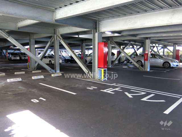 敷地内駐車場（平面自走式）