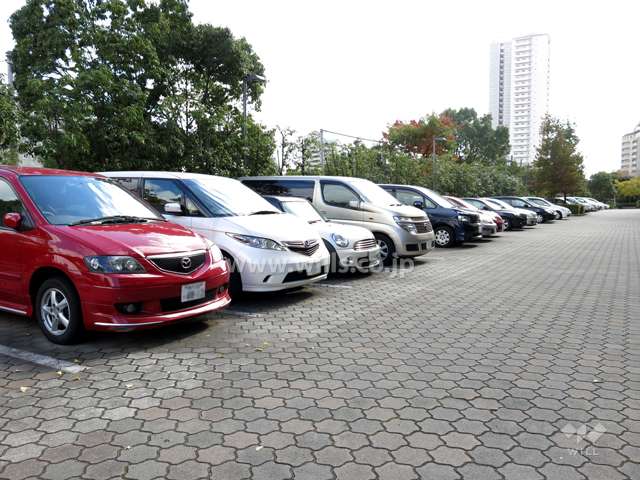 敷地内駐車場（屋外平面式）