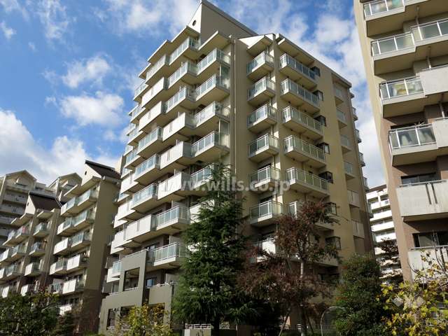 RICイーストコート7番街5番館の外観（南東側から）
