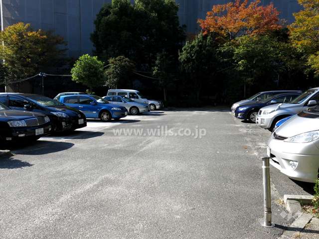 敷地内駐車場（屋外平面式）
