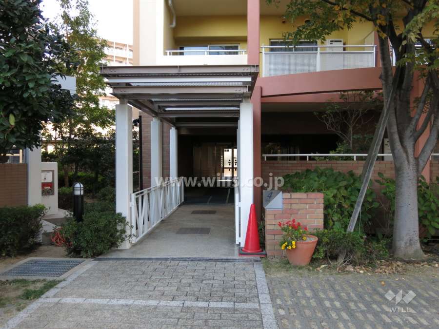 エントランスアプローチ