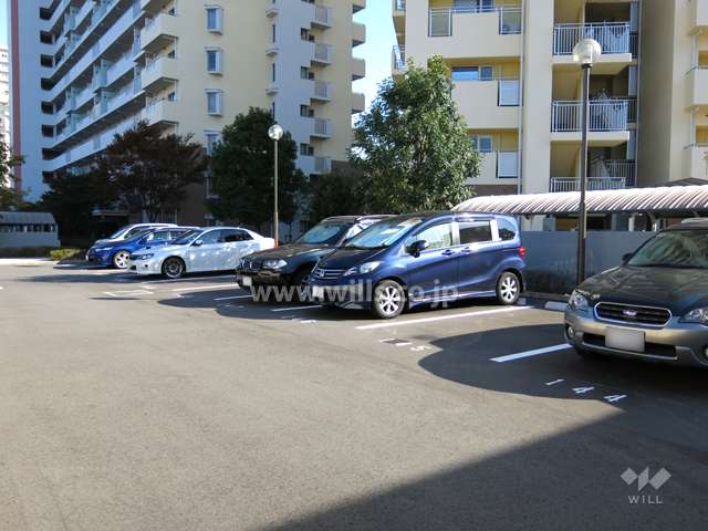 敷地内駐車場（屋外平面式）