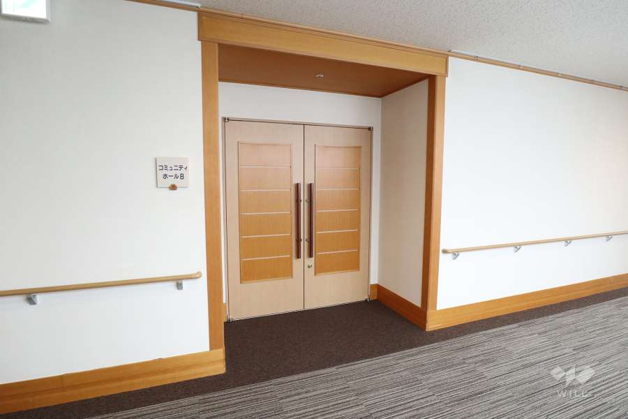 共用部（コミュニティホール入口）