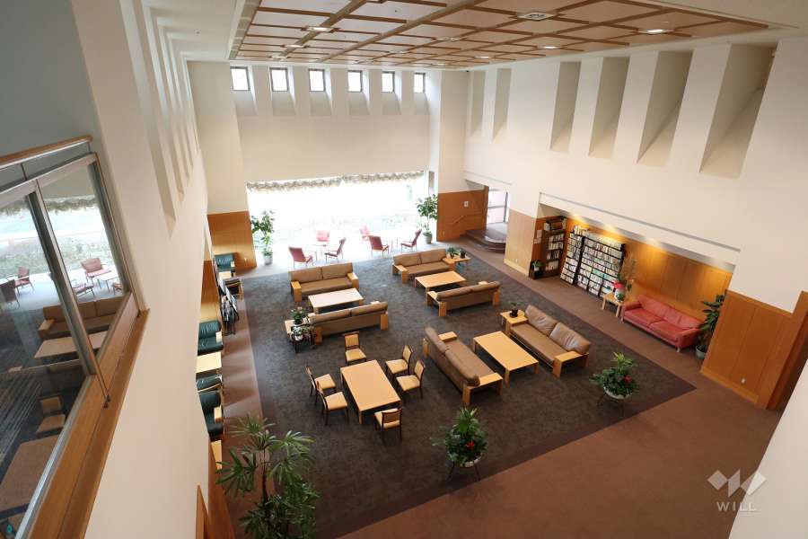 エントランスホール