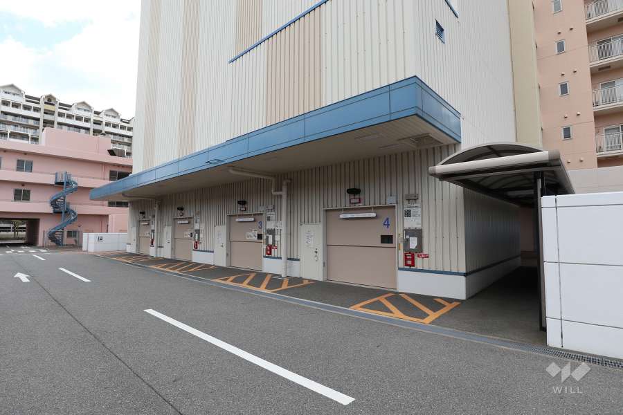 駐車場の出入り口