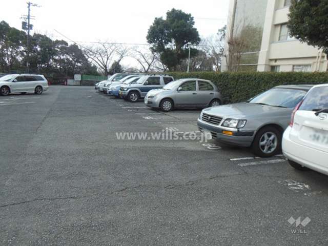 敷地内駐車場（屋外平面式）