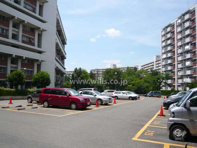 敷地内の駐車場