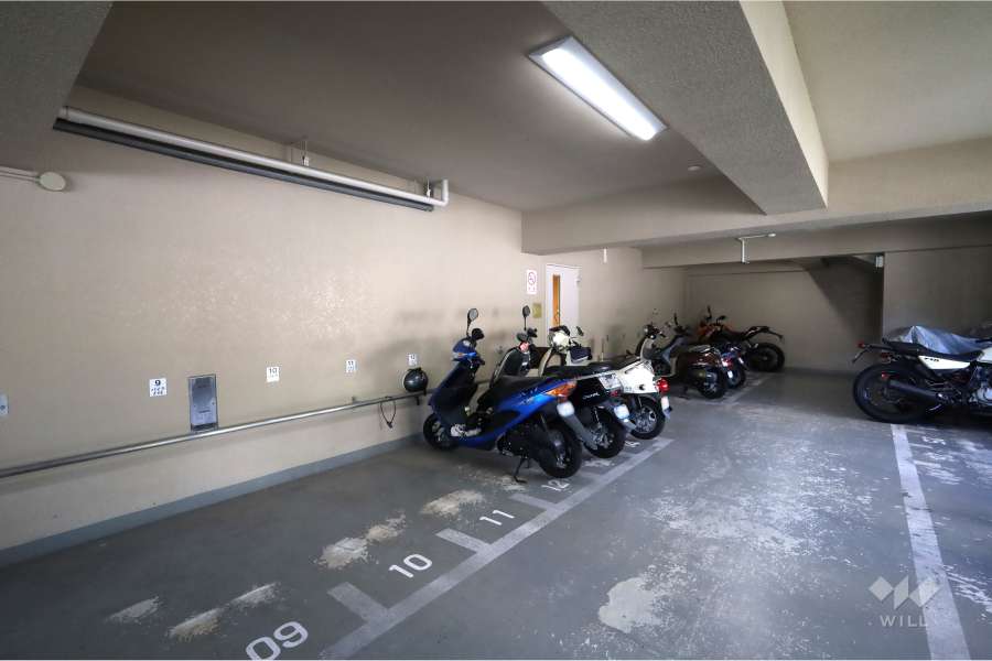 バイク置場