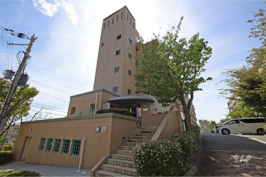 渦森台14号館の外観（北側から）