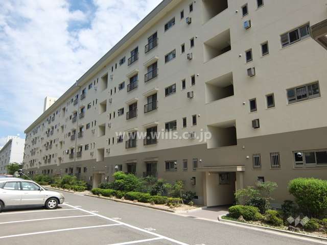 渦ヶ森コーポ16号館の外観（南西側から）
