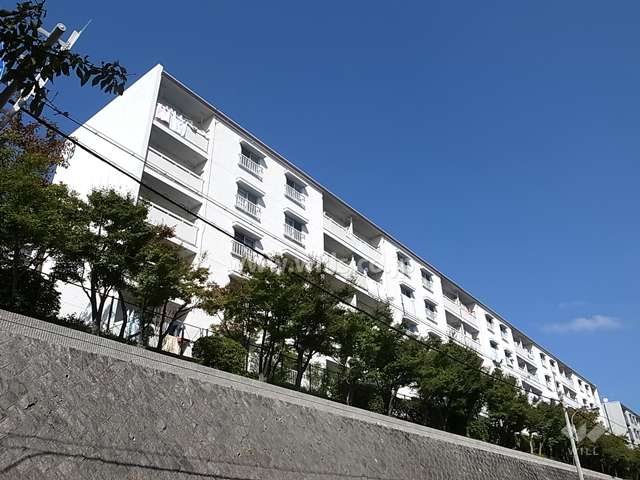 渦ヶ森コーポ18号館の外観（南側から）