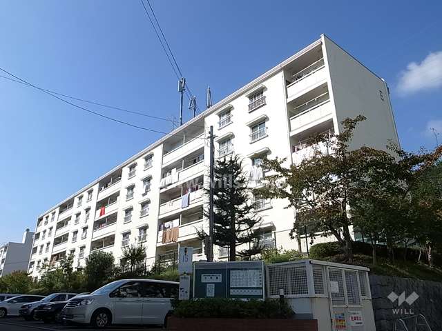 渦ヶ森コーポ6号館の外観（南東側から）