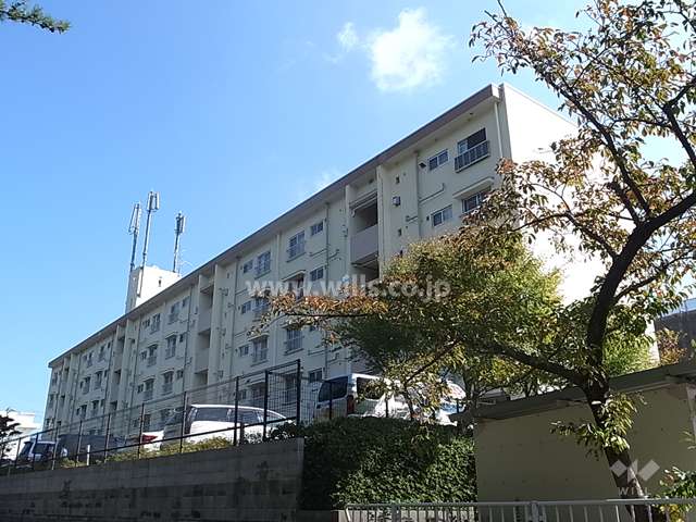 渦ヶ森コーポ6号館の外観（西側から）