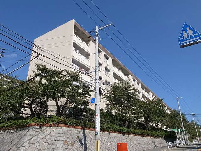 渦ヶ森コーポ7号館の外観（南側から）
