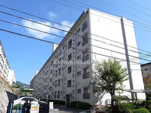 渦ヶ森コーポ9号館の外観（西側から）