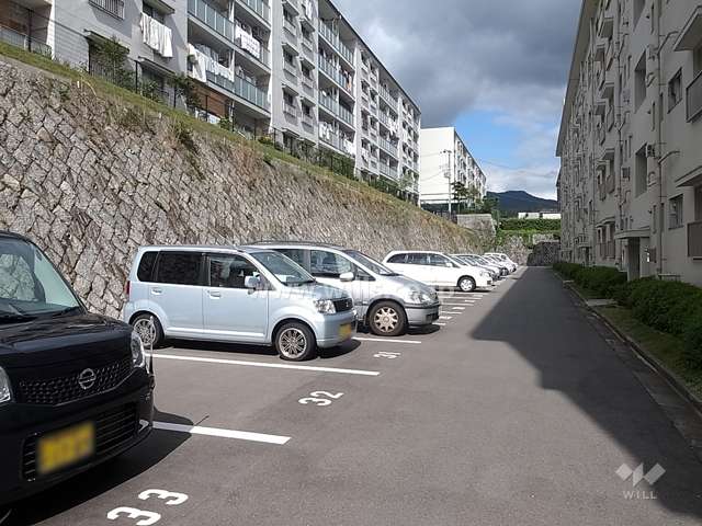 敷地内駐車場（屋外平面式）