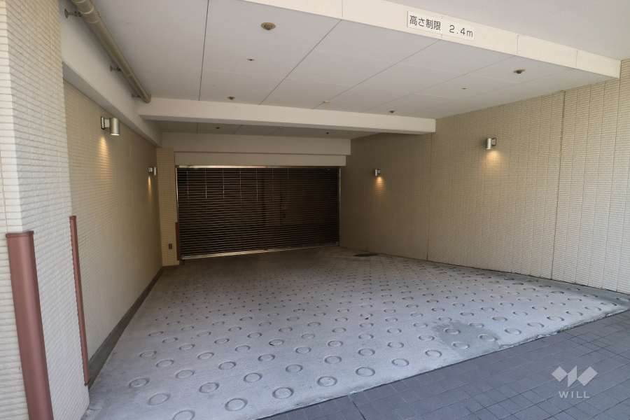 駐車場出入口（リングシャッター付き）