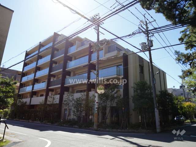 パークホームズ甲子園口の外観（北東側から）