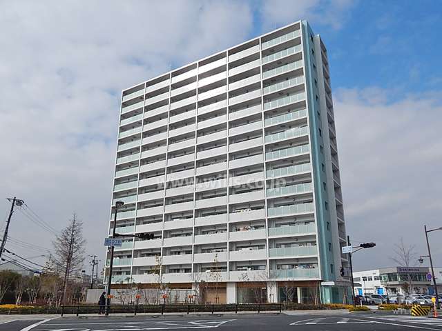ザ・パークハウス尼崎潮江ガーデンの外観（東側から）