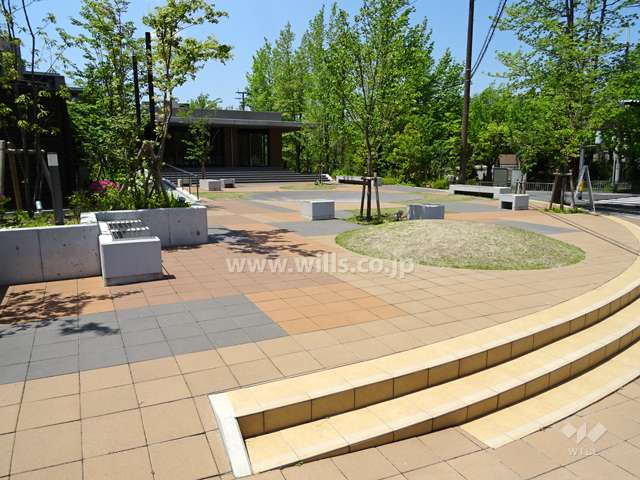 Ｂ棟北側の公園