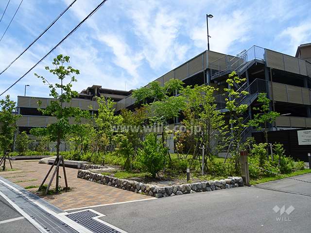 敷地内駐車場（自走式）